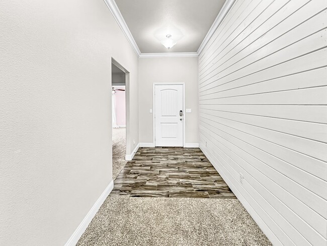 Building Photo - 9603 Mojave Ave