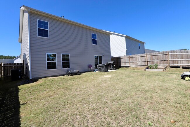 Building Photo - 21 Ciani Ct