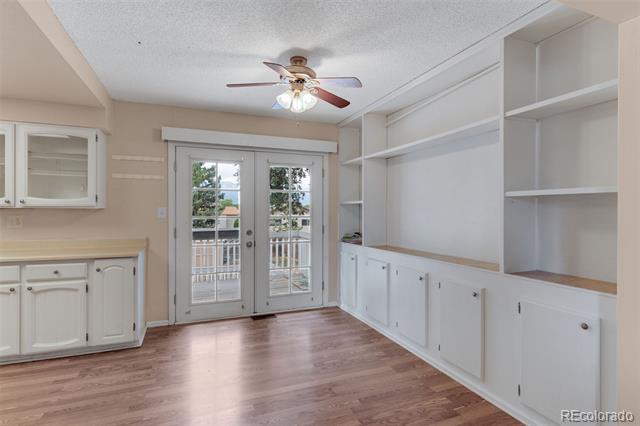 Building Photo - 3940 Oberding Dr