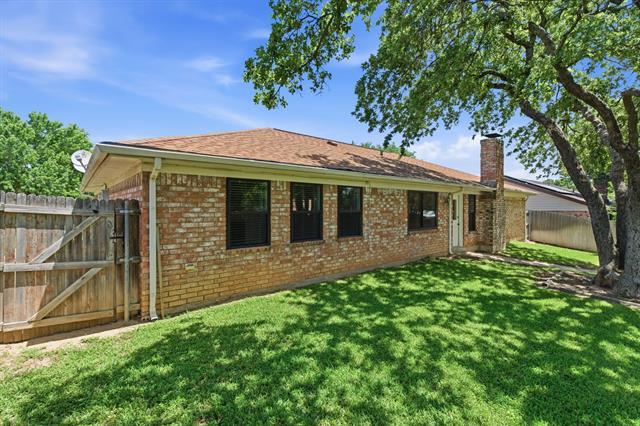 Building Photo - 720 Huntwich Dr