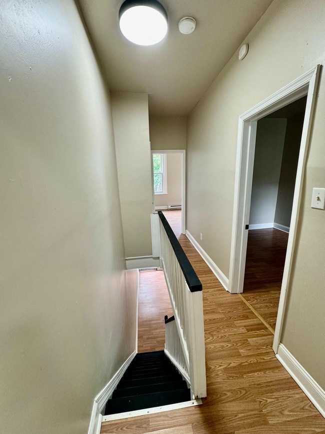 Building Photo - 1827 N Bailey St