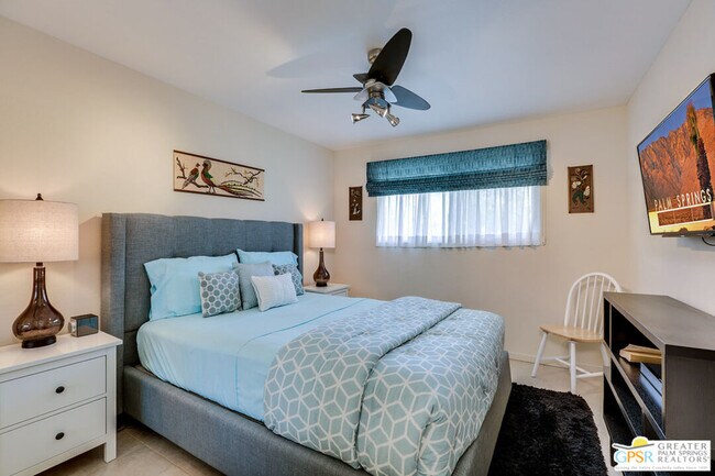 Building Photo - 420 N Villa Ct