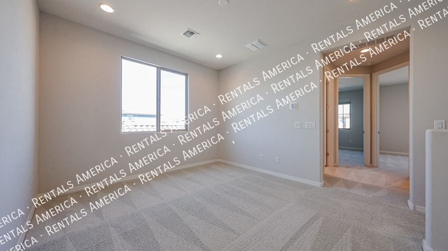 Building Photo - 17611 W Missouri Ave