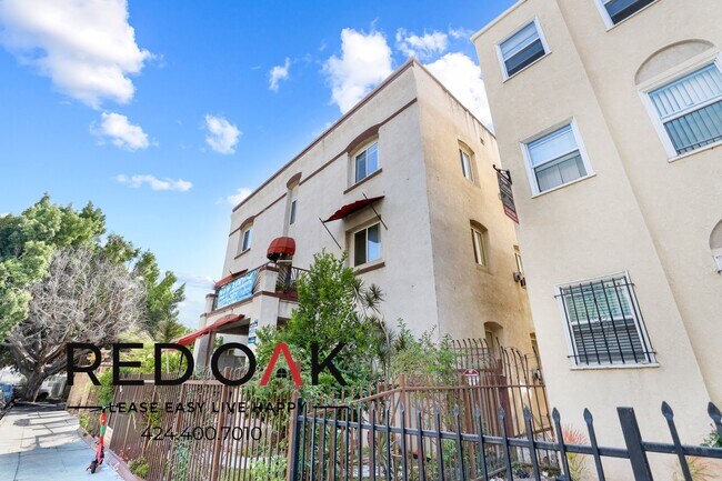 Building Photo - 733 S Coronado St