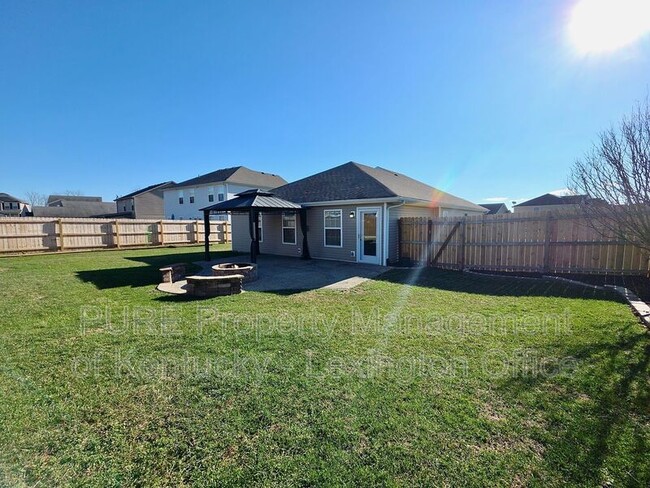 Building Photo - 106 John Davis Dr