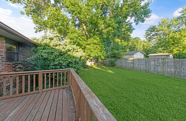 Building Photo - Great 2 Bed /1 Bath Downtown Bentonville