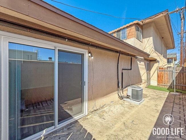 Building Photo - Charming 2BD/2BA Condo in El Cajon W/ A/C, W/D, Front/Back Patio, & Community Pool!