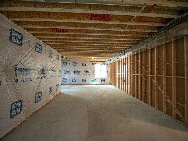 Building Photo - New 3-Bed Eagle Mountain Home!!