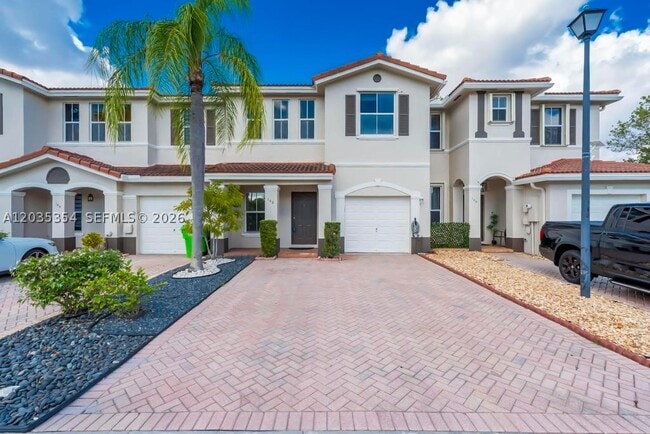 Building Photo - 102 Riverwalk Cir