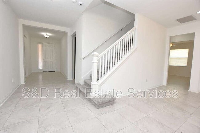 Building Photo - 3953 Aquilla Dr