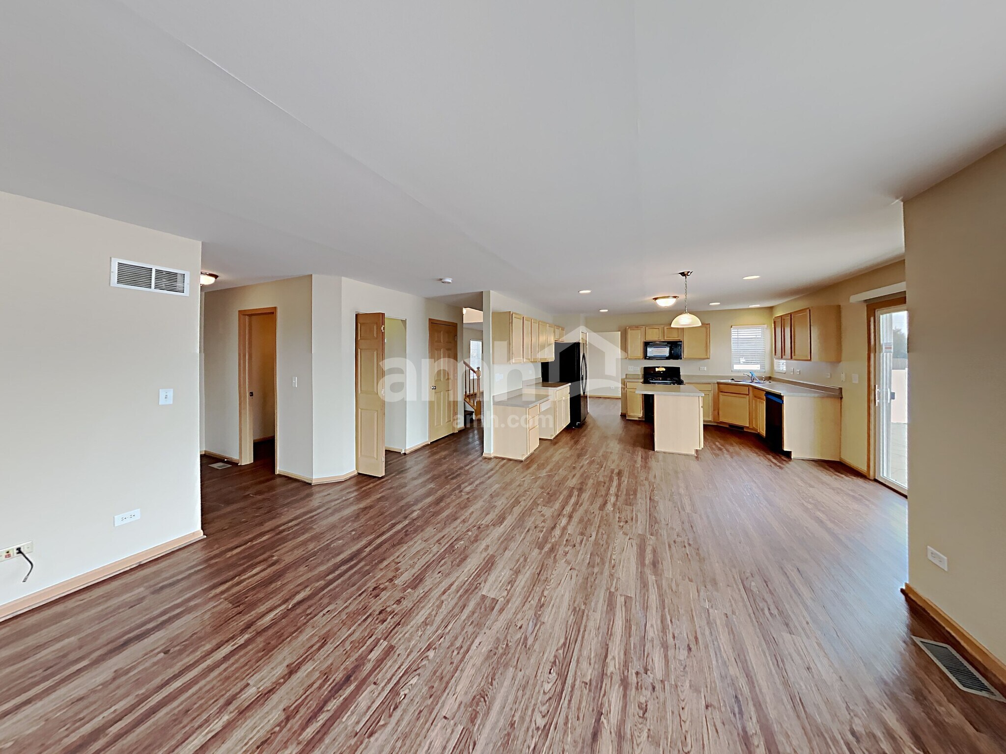 Building Photo - 6516 Roth Dr