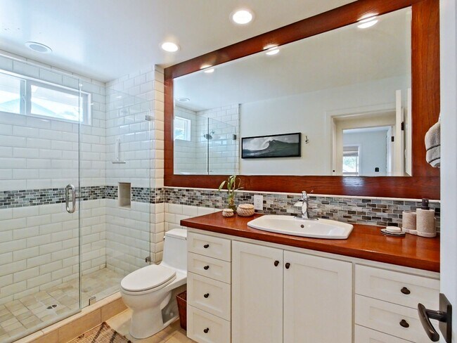 Building Photo - 33702 Calle Conejo