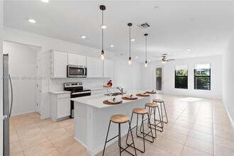 Building Photo - 8366 NW 7th Ct