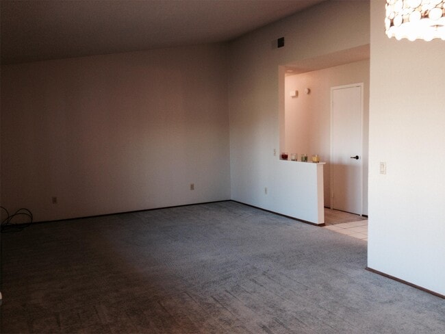 Building Photo - 6965 Amberwick Way