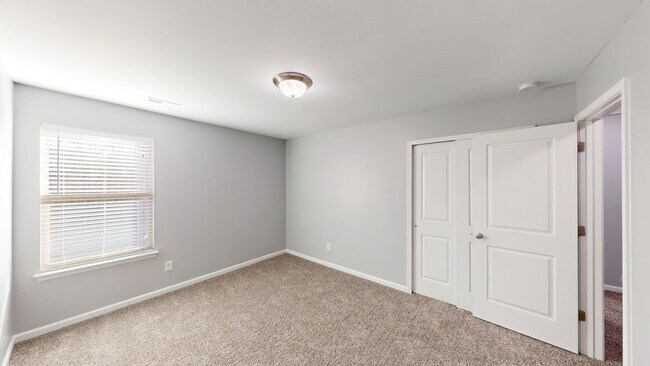 Building Photo - 16126 Long Talon Way