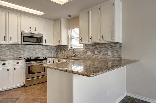 Building Photo - 14905 Dasmarinas Dr