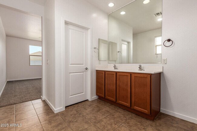 Building Photo - 4123 S 97th Dr