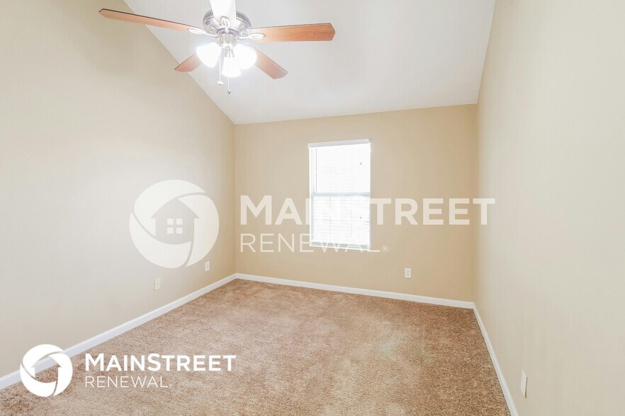 Building Photo - 45 Fairclift Dr