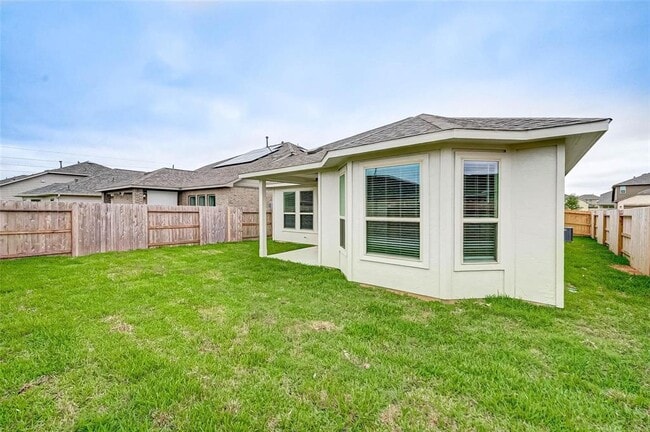 Building Photo - 18822 Fulvetta Haven Way