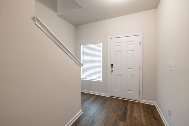 Building Photo - 210 S Bell Ave