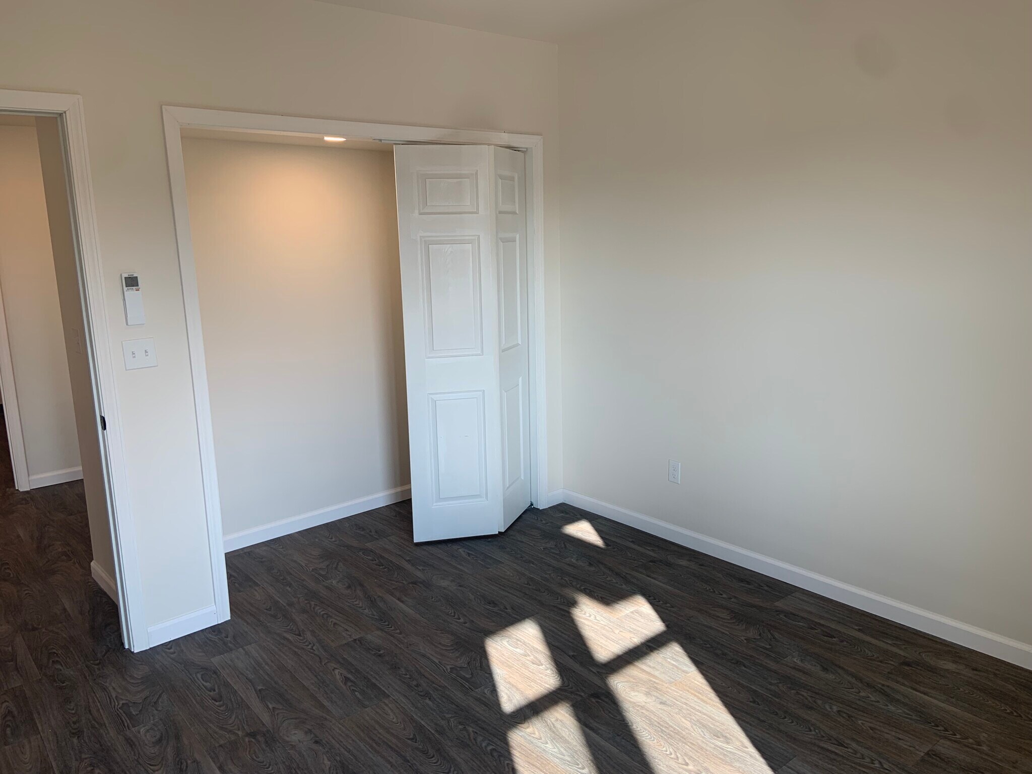 Large closet - 5825 Baer Rd