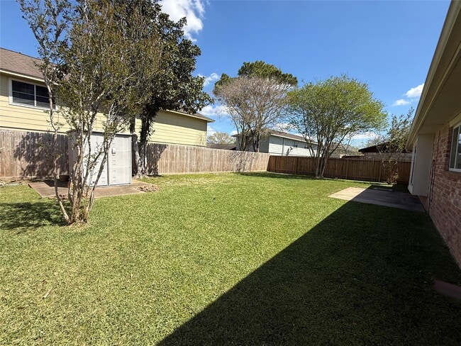 Building Photo - 17119 Barcelona Dr