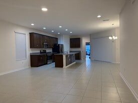 Building Photo - 13849 Lanyard Way