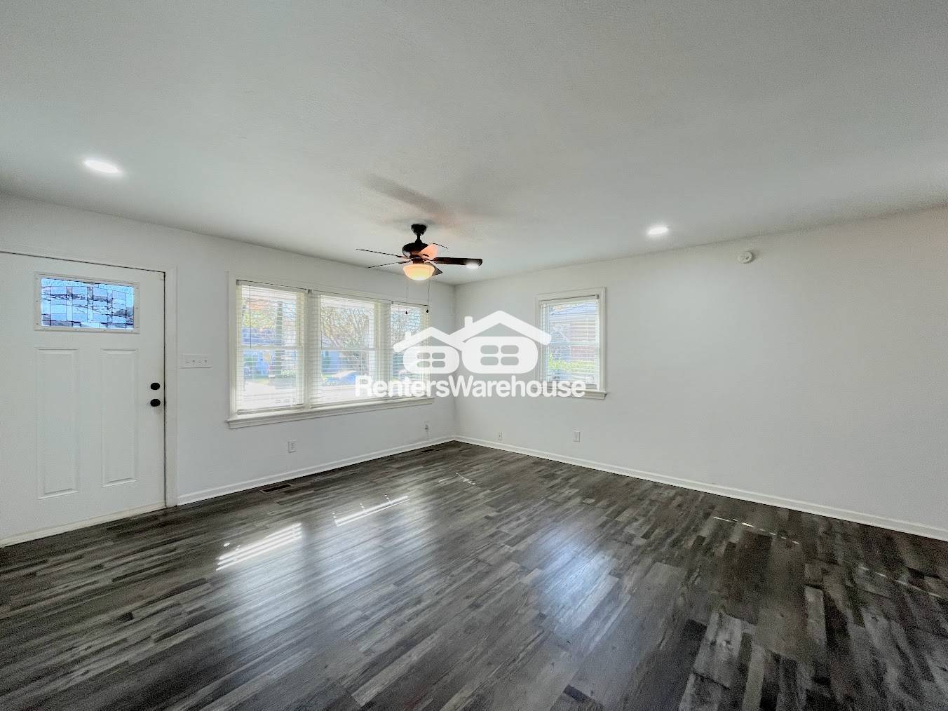 Building Photo - 2700 Belle St