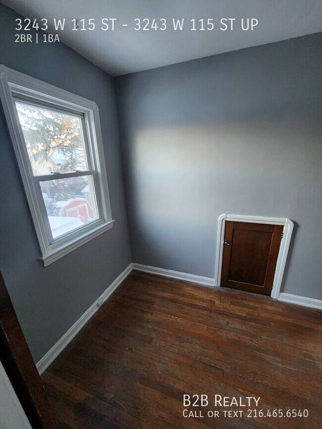 Building Photo - 3243 W 115th St