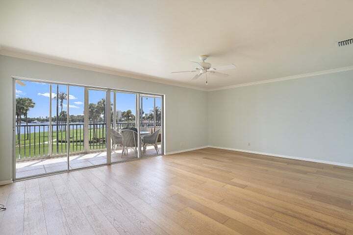 Building Photo - 300 Intracoastal Pl