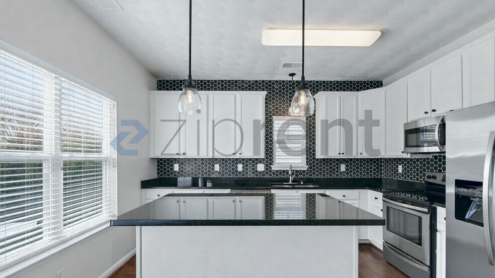 Building Photo - 5109 Cape Levi Ln