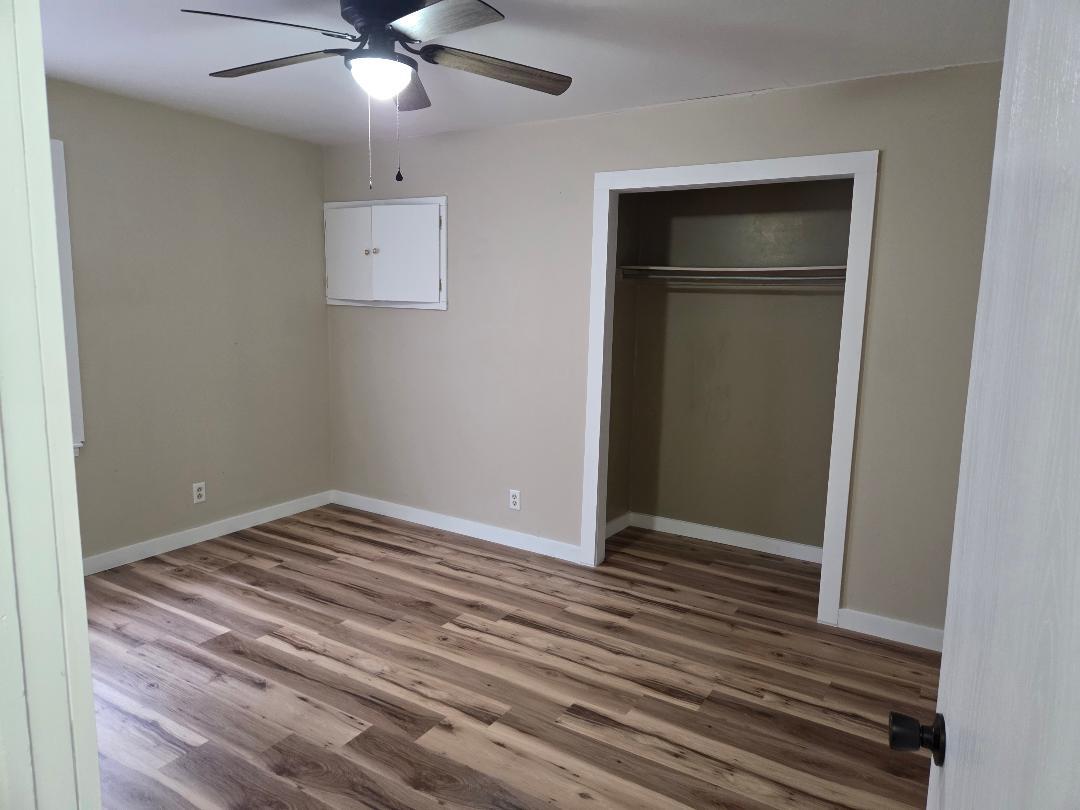 Building Photo - 720 Fraser St