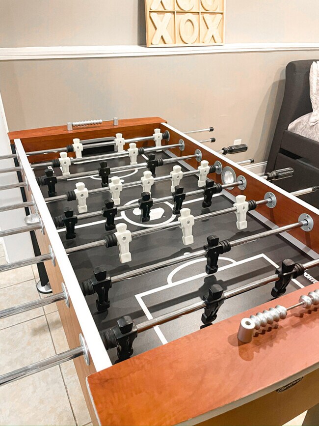 Building Photo - 11501-11505 5 Cedars Rd