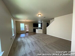 Building Photo - 7422 Primrose Post