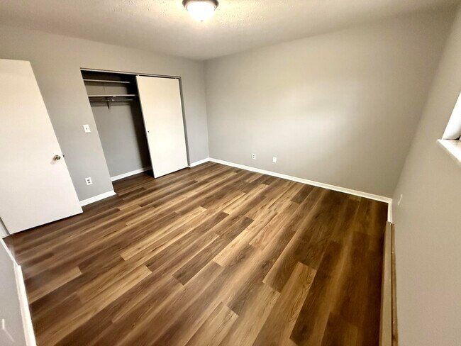 Building Photo - 1155 KY-3057