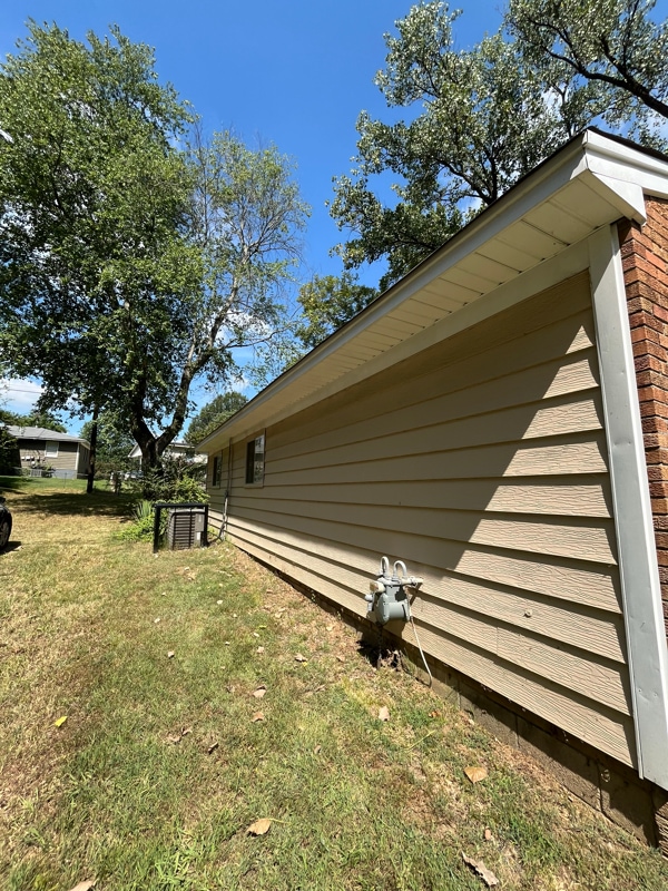 Building Photo - 4187 Falcon Dr