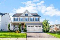 Building Photo - 2305 Wadlow Ln