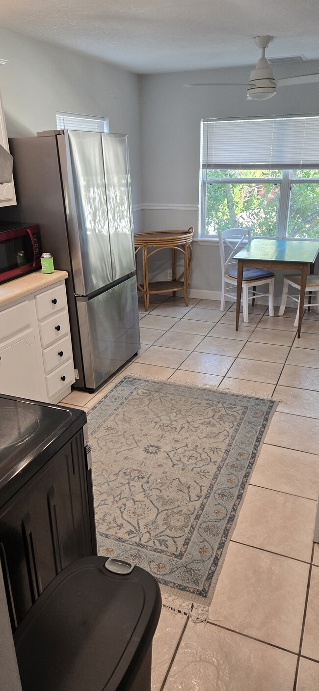 Building Photo - 5455 5th Ave S