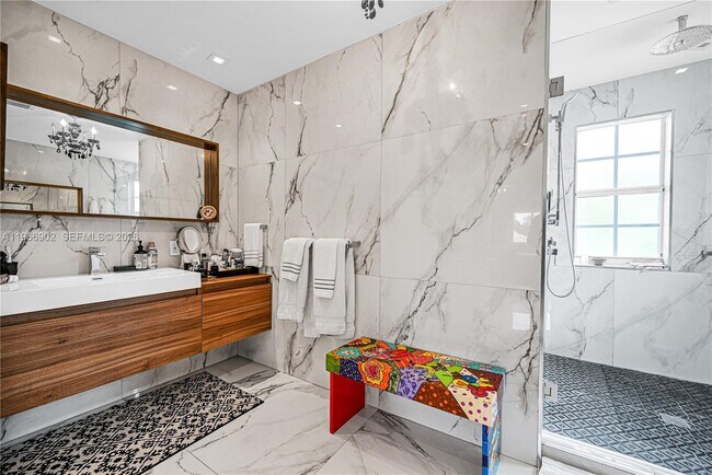 Building Photo - 11304 NW 66th St