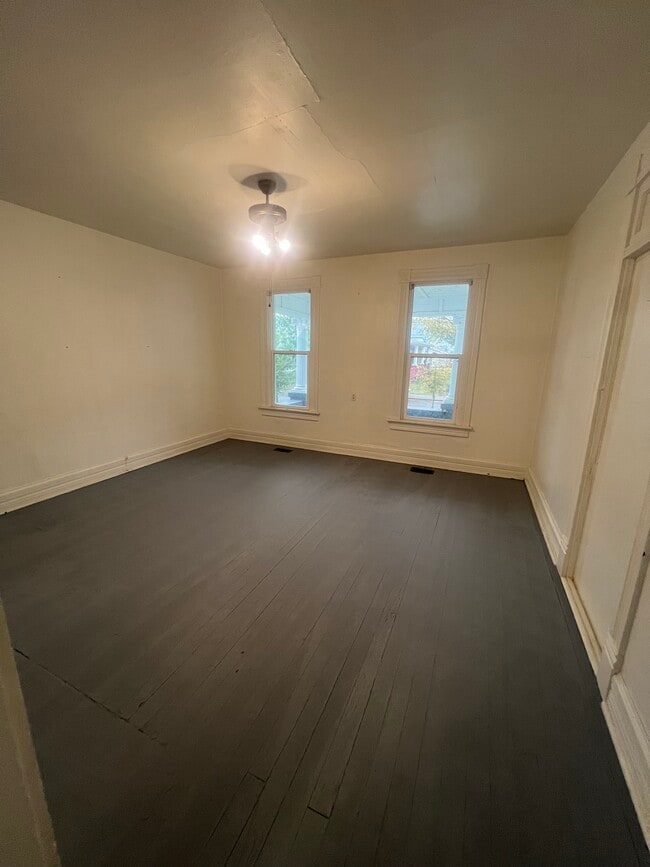 Building Photo - 836 Madison Ave