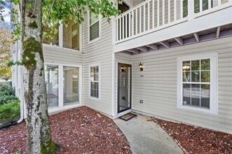 Building Photo - 401 Augusta Dr