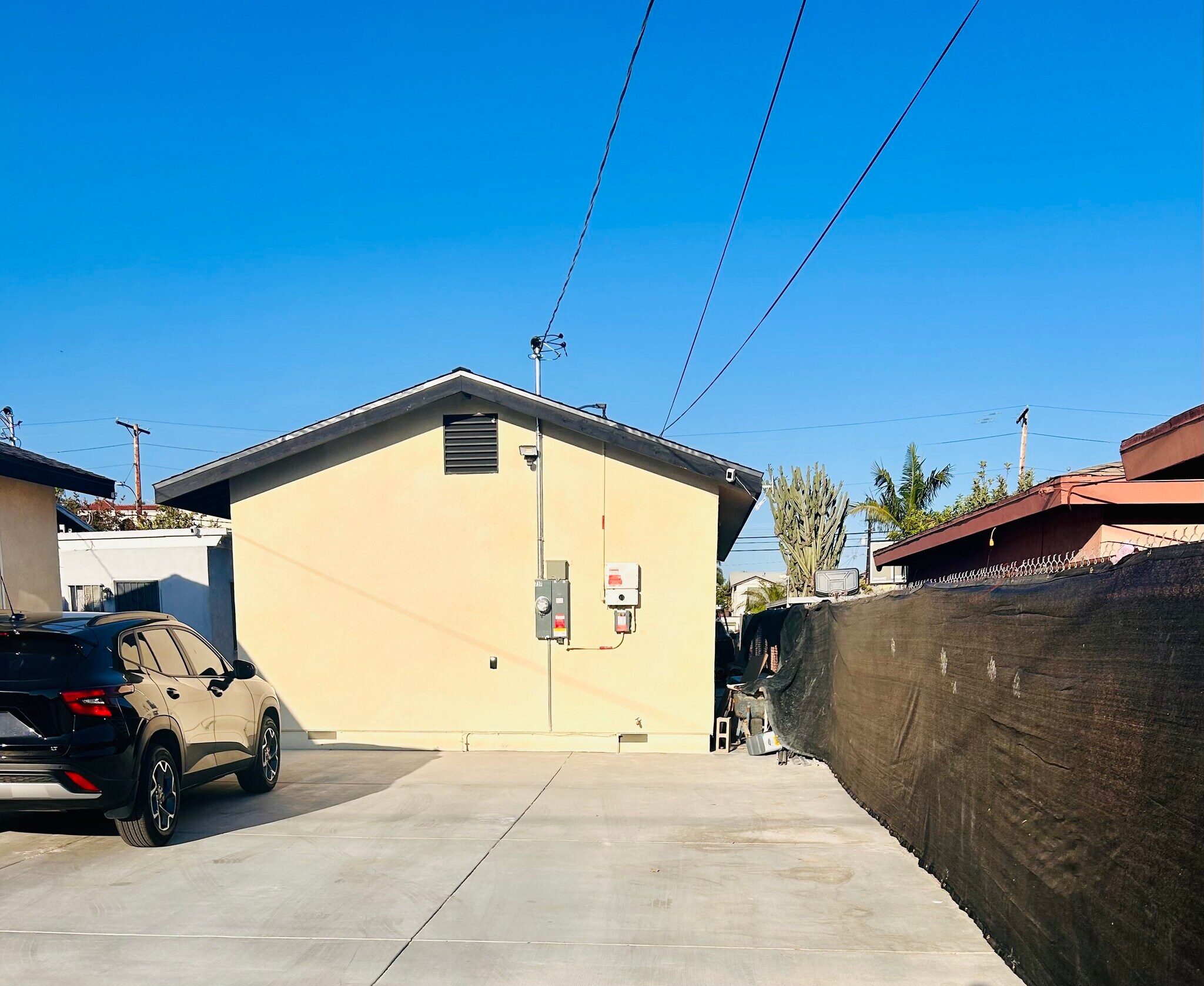 Building Photo - 731 S Bonnie Beach Pl