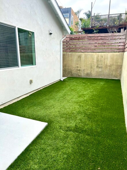 Building Photo - 12122 Havelock Ave