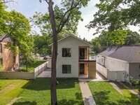 Building Photo - Downtown furnished rental w/ all utilities included (avail. Oct. thru May only)