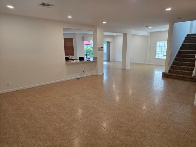 Building Photo - 383 Berenger Walk