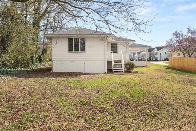 Building Photo - 1451 Belmont Ave