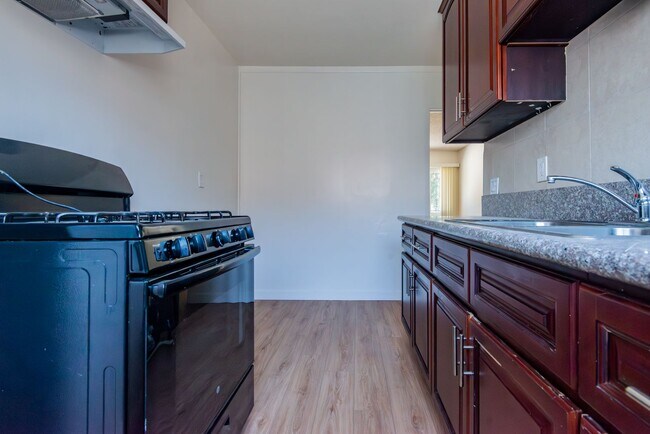 Building Photo - 15th Street Residences