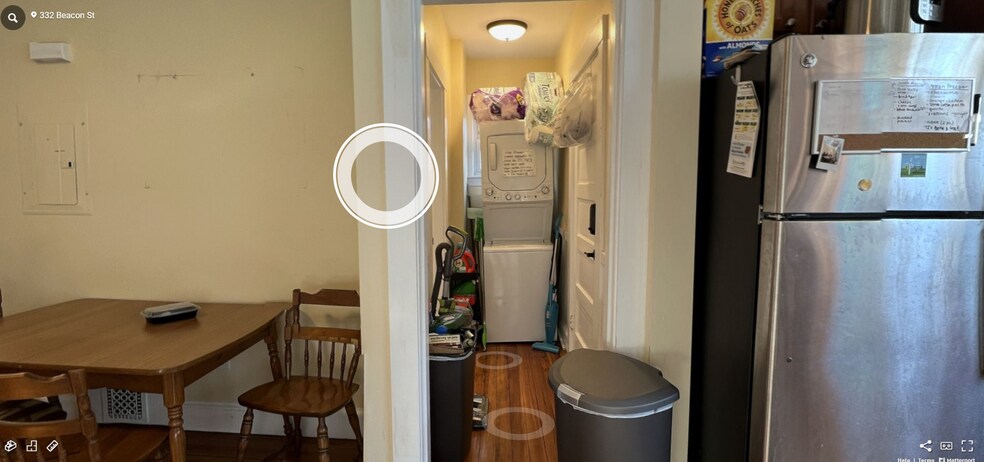 Building Photo - 332 Beacon St