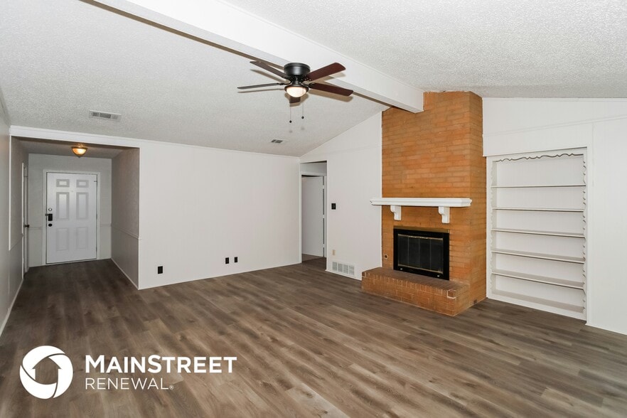 Building Photo - 1826 El Paso St