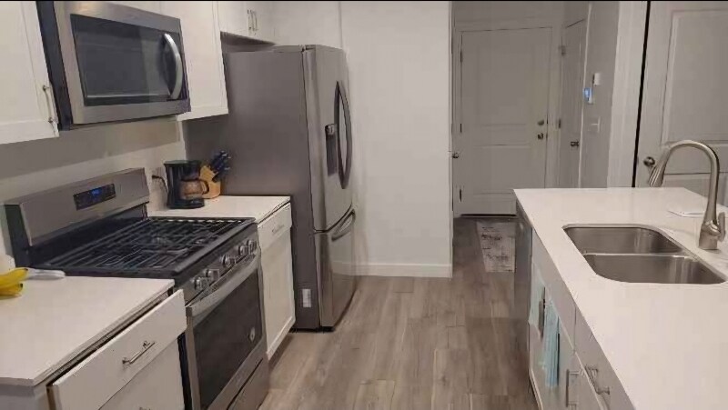 Building Photo - 286 Starboard Dr